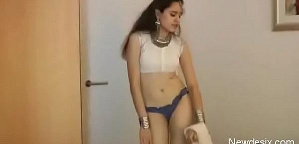  punjabi desi indian girl jasmine mathur exclusive striptease show